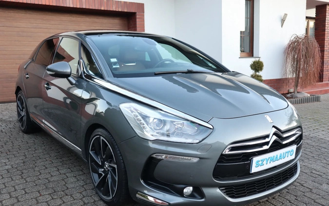 Citroen DS5 cena 44500 przebieg: 158515, rok produkcji 2012 z Mońki małe 352